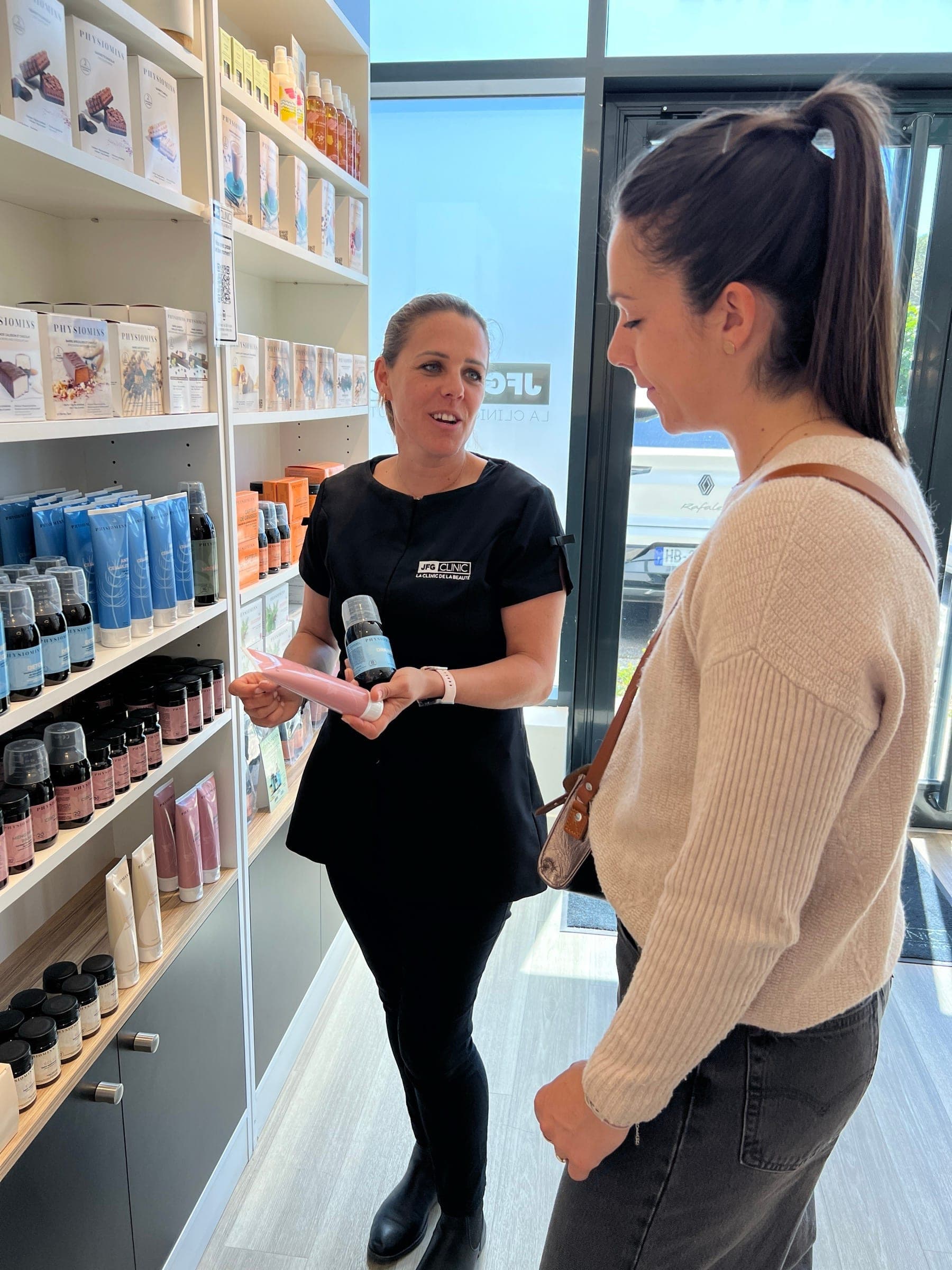 Franchisée JFG Clinic dans son centre